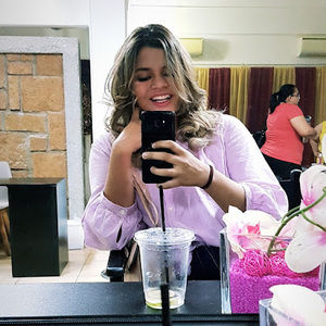 Meet your Posher, Fernanda